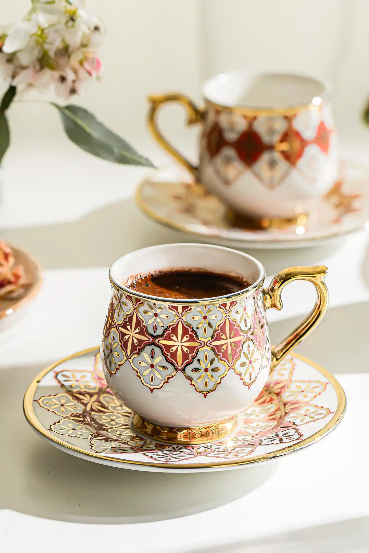 Nehir Rüya 6 Kişilik 12 Parça Porselen Kahve Fincan Takımı Estetik ve Dayanıklı Tasarım