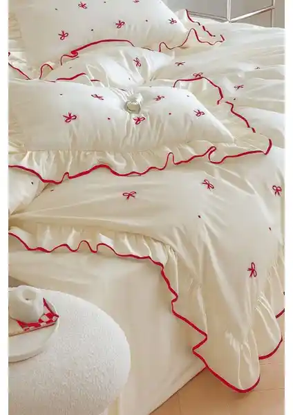 Uçkan Home Soft Elegance Fırfırlı Çift Kişilik Nevresim Seti Estetik ve Dayanıklı Tasarım