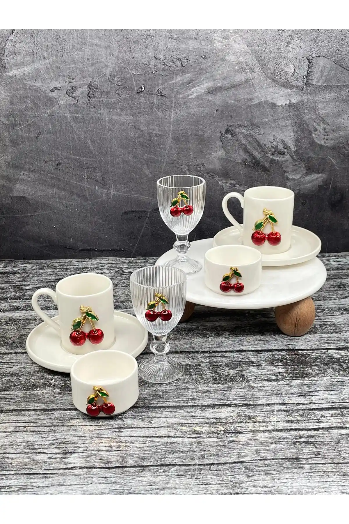 YzHome 2 Kişilik Porselen Kiraz Fincan Takımı ve Aksesuarları Şık ve Fonksiyonel Tasarım