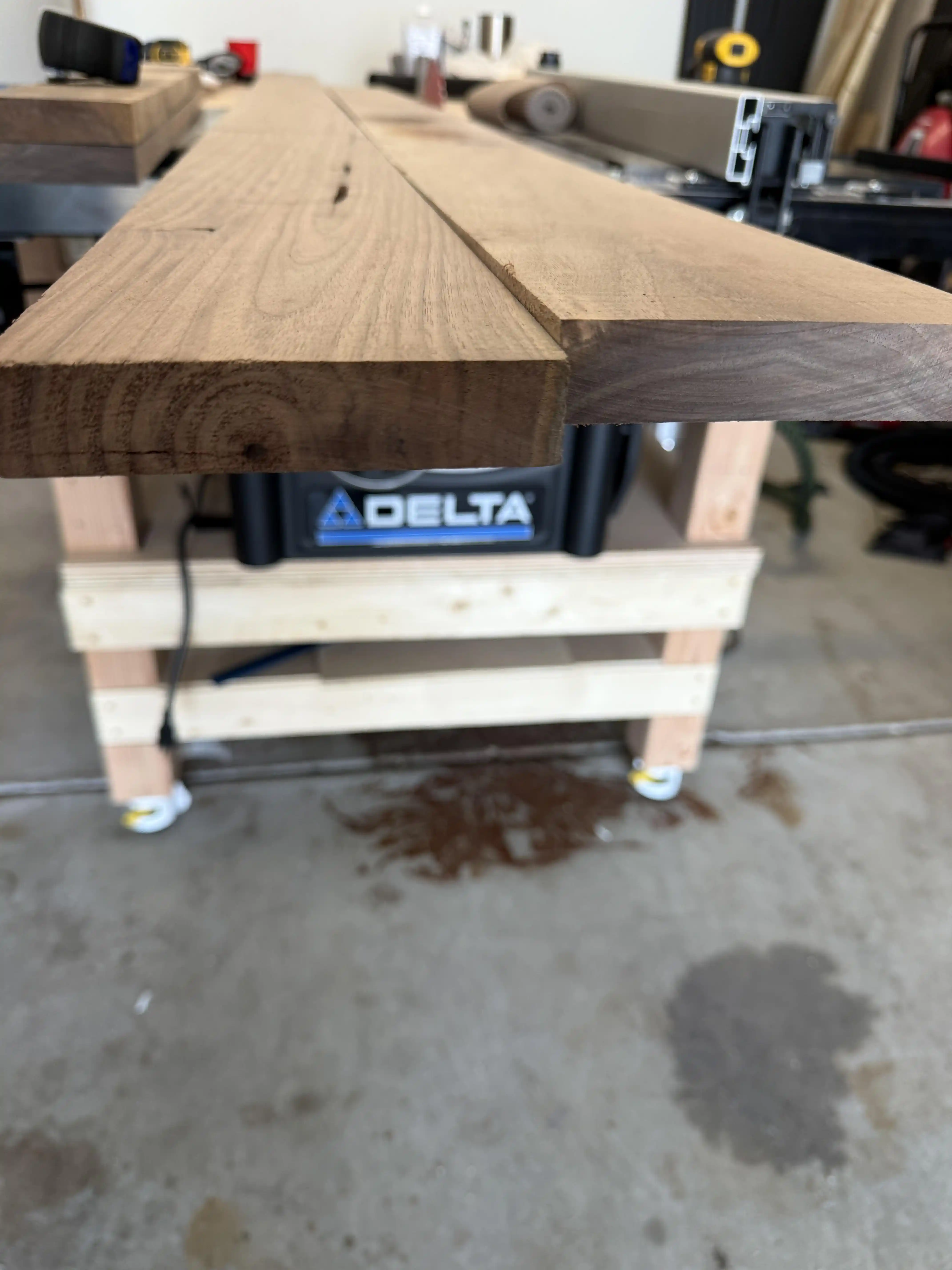 Ahşap Laminasyonunda Odun Dokusu ve Merkez Yöneliminin Yapısal Önemi ve Uygulamaları