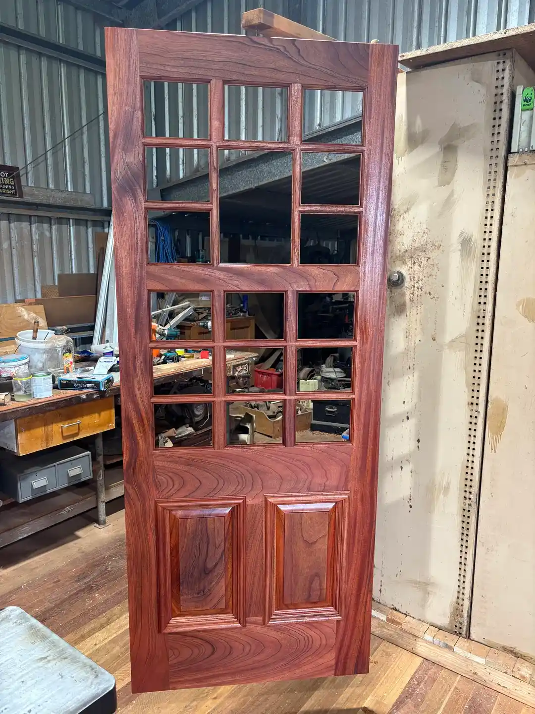 Avustralya Kırmızı Sediri ile Özel Kapı Yapımı: Gunstock Stiles ve Montaj Teknikleri