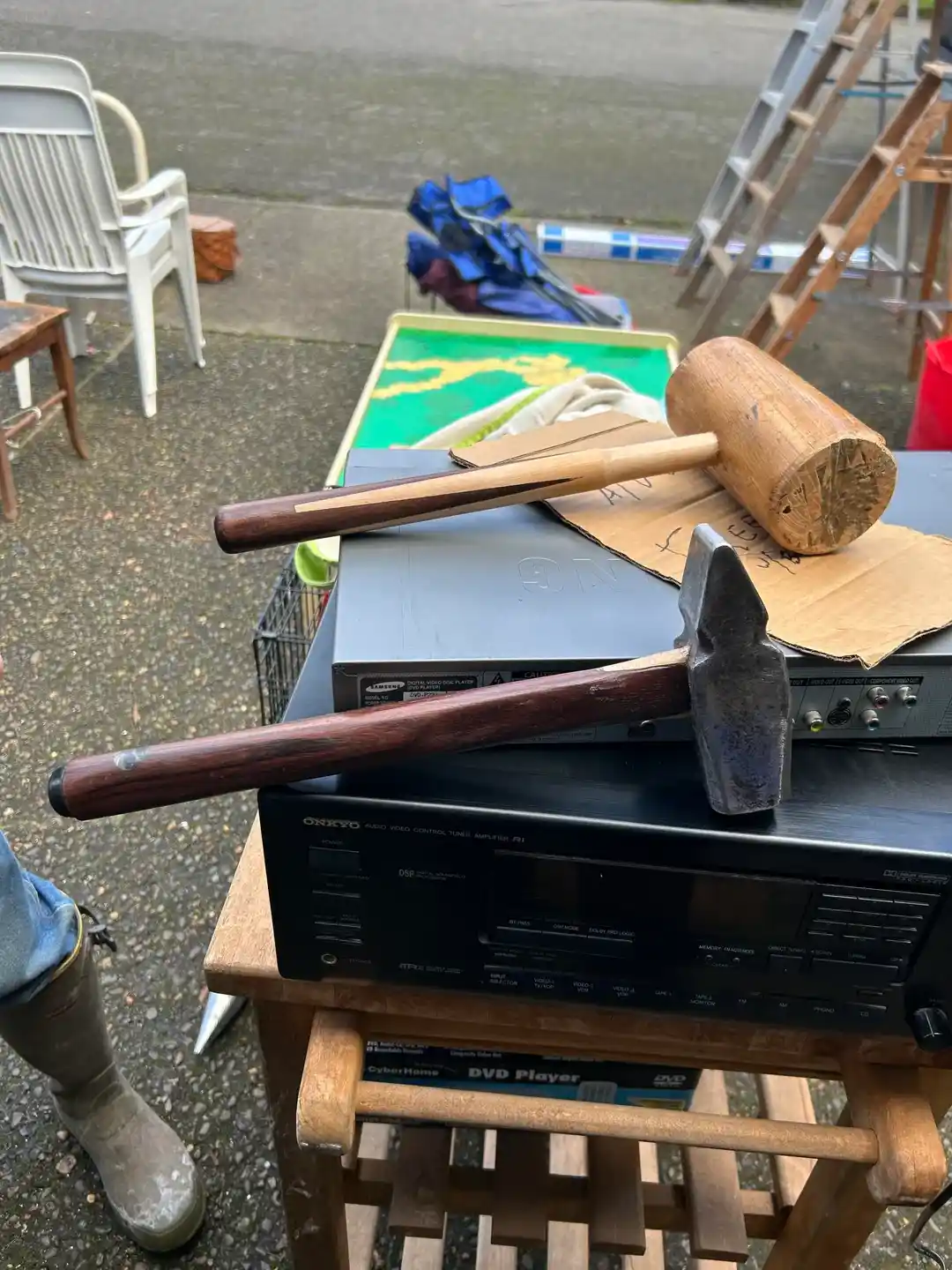 Eski Bilardo Istakalarından Çekiç Sapı Yapımı: Dayanıklı ve Pratik Ahşap İşçiliği