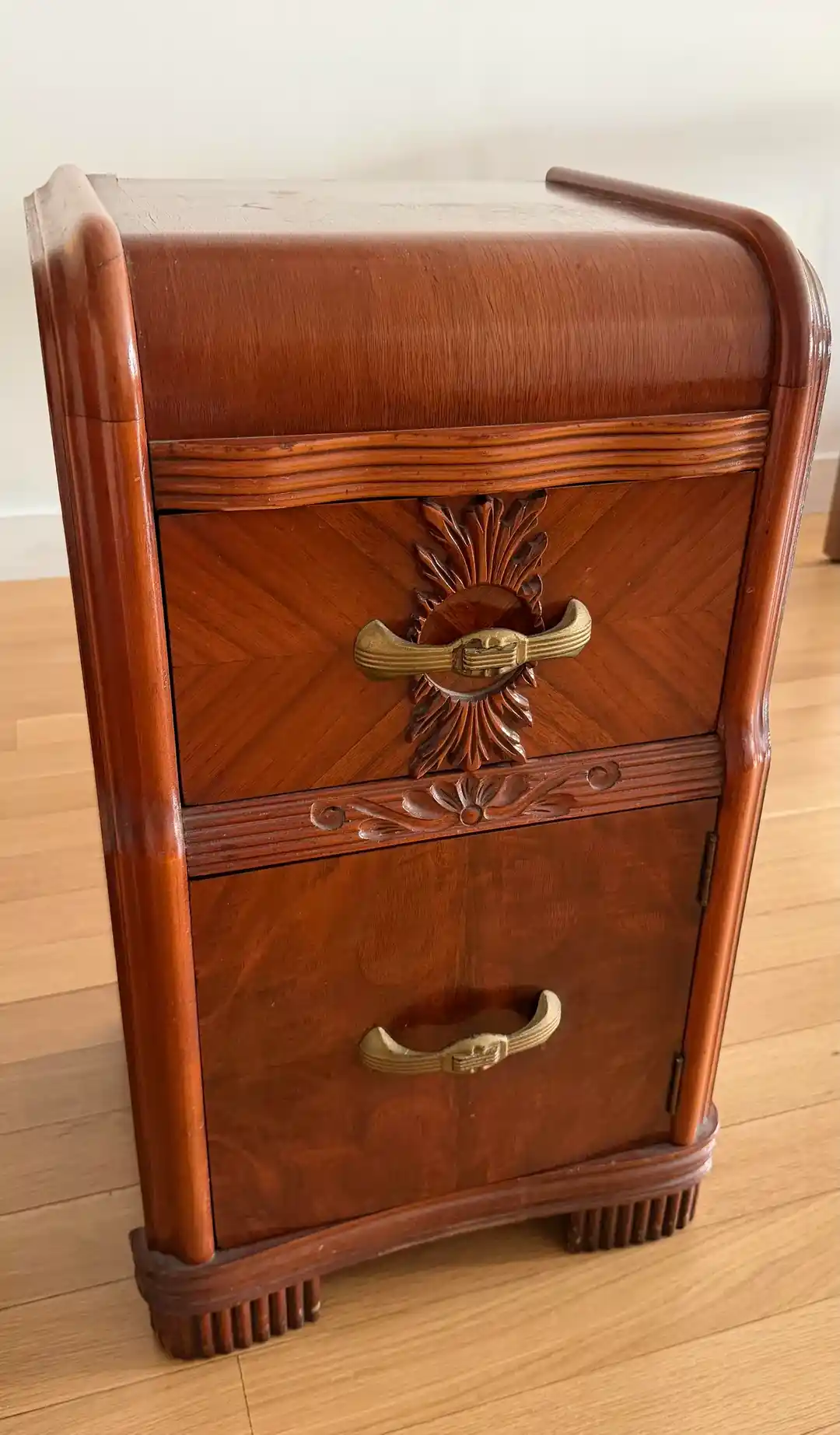 Eski Mobilyalar İçin Doğal Bakım ve Yenileme Yöntemleriyle Uzun Ömür Sağlama