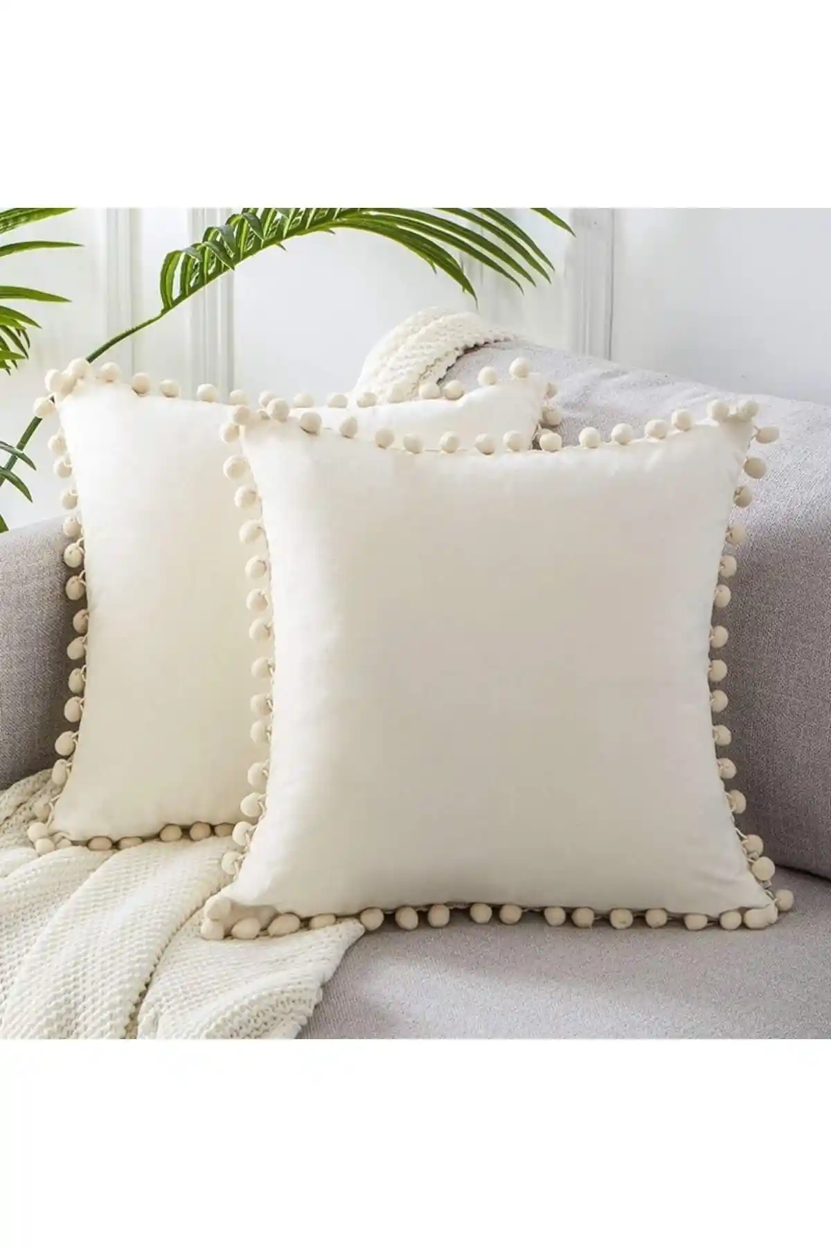 BC Home 2'li Krem Renkli Ponpon Detaylı Modern Kırlent Kılıfı Seti