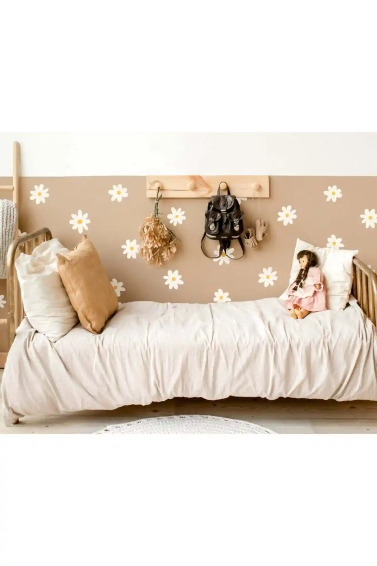 Çocuk Odası Dekorasyonunda Papatya Desenli Duvar Sticker Seti Pratik ve Şık Bir Seçenek