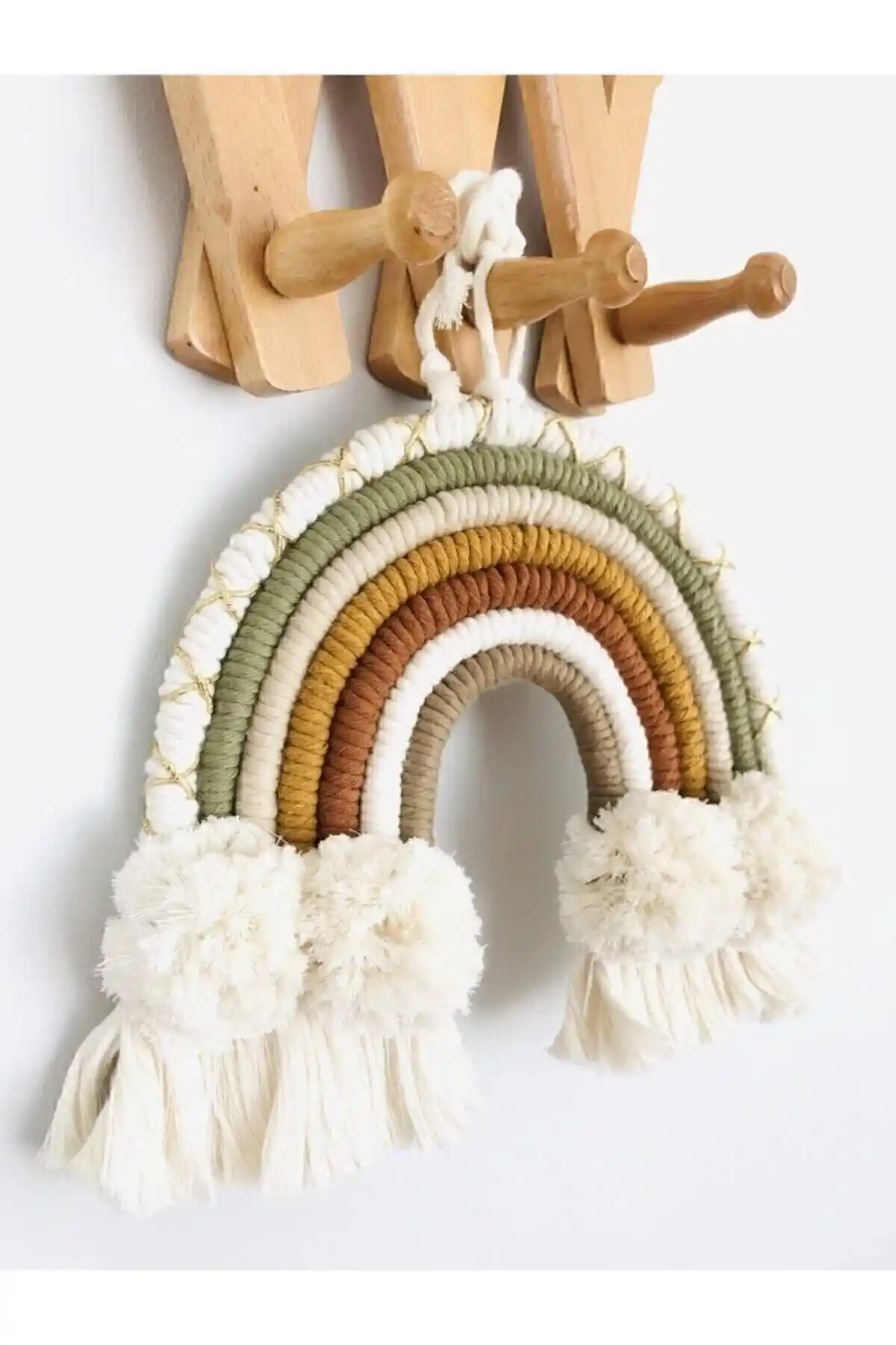 Makrome Gökkuşağı Dekorasyon Parçası Ev ve Mekânlar İçin Çok Yönlü Kullanım Seçenekleri