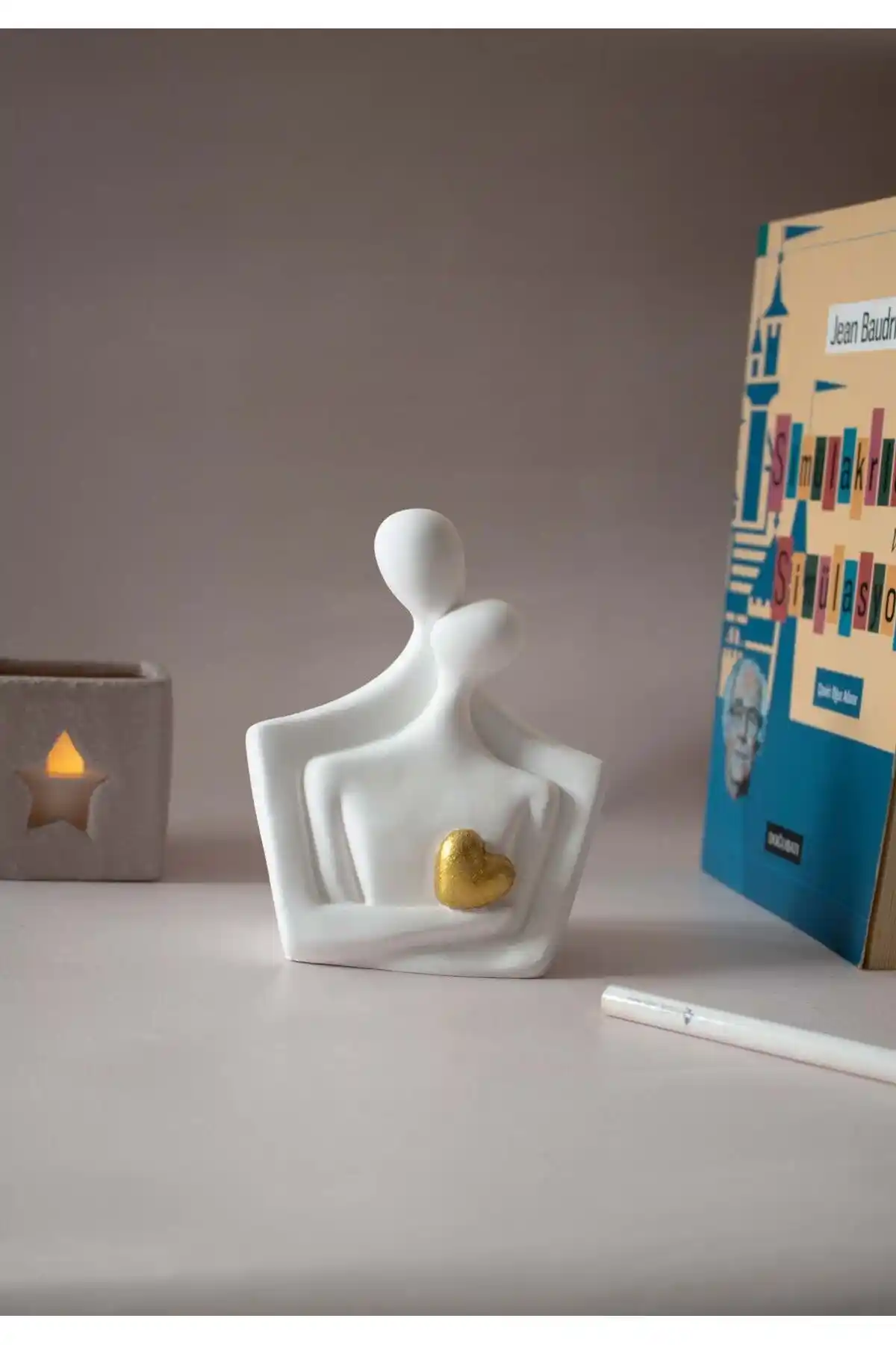 NocheLuz Soyut ve Dekoratif Sevgili Heykeli Modern Dekorasyon İçin Zarif Bir Parça