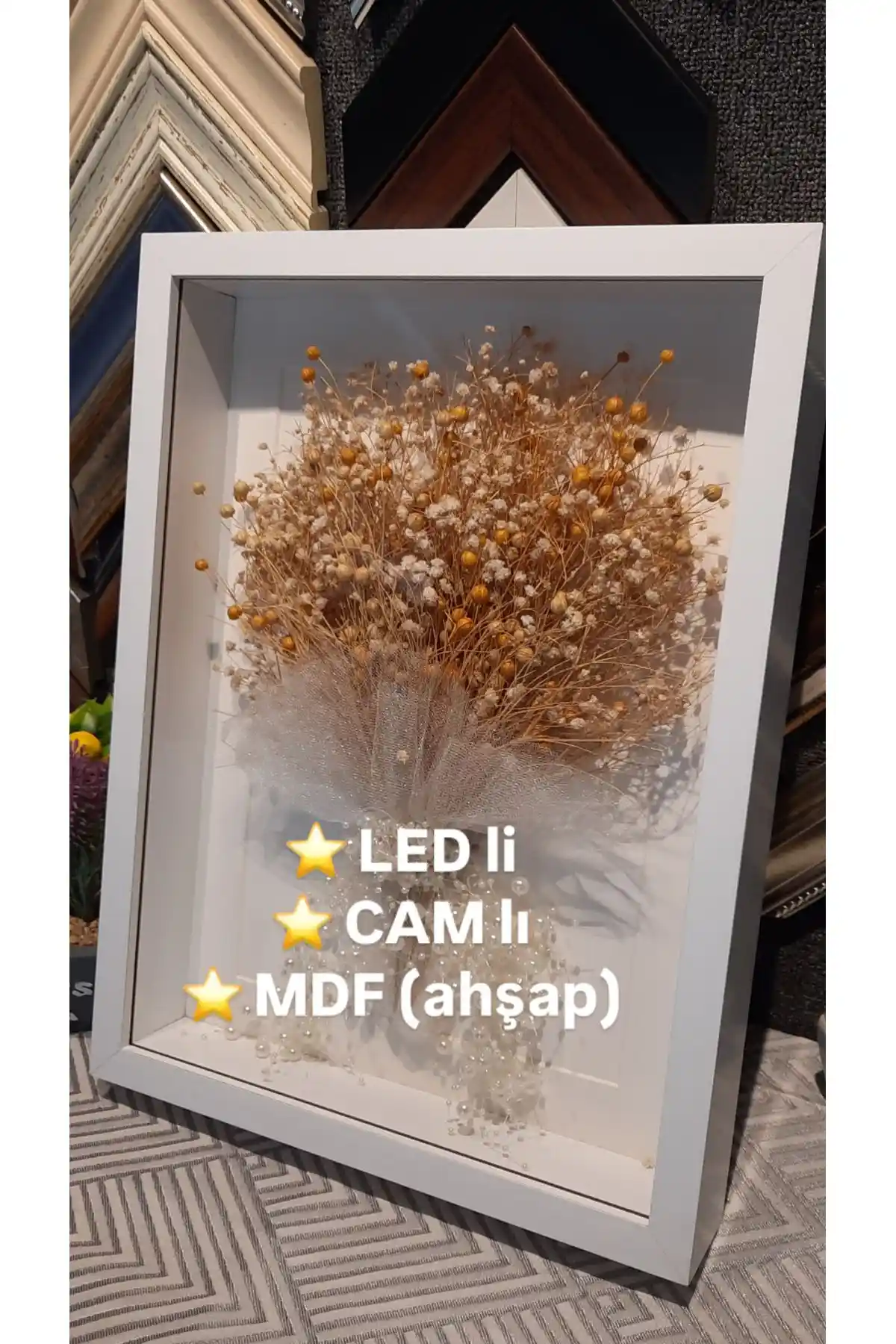 Sevcan Sanat Atölyesi 30x40x3 Düz Camlı Ahşap Çerçeve ve Gül Kutusu Tasarımı