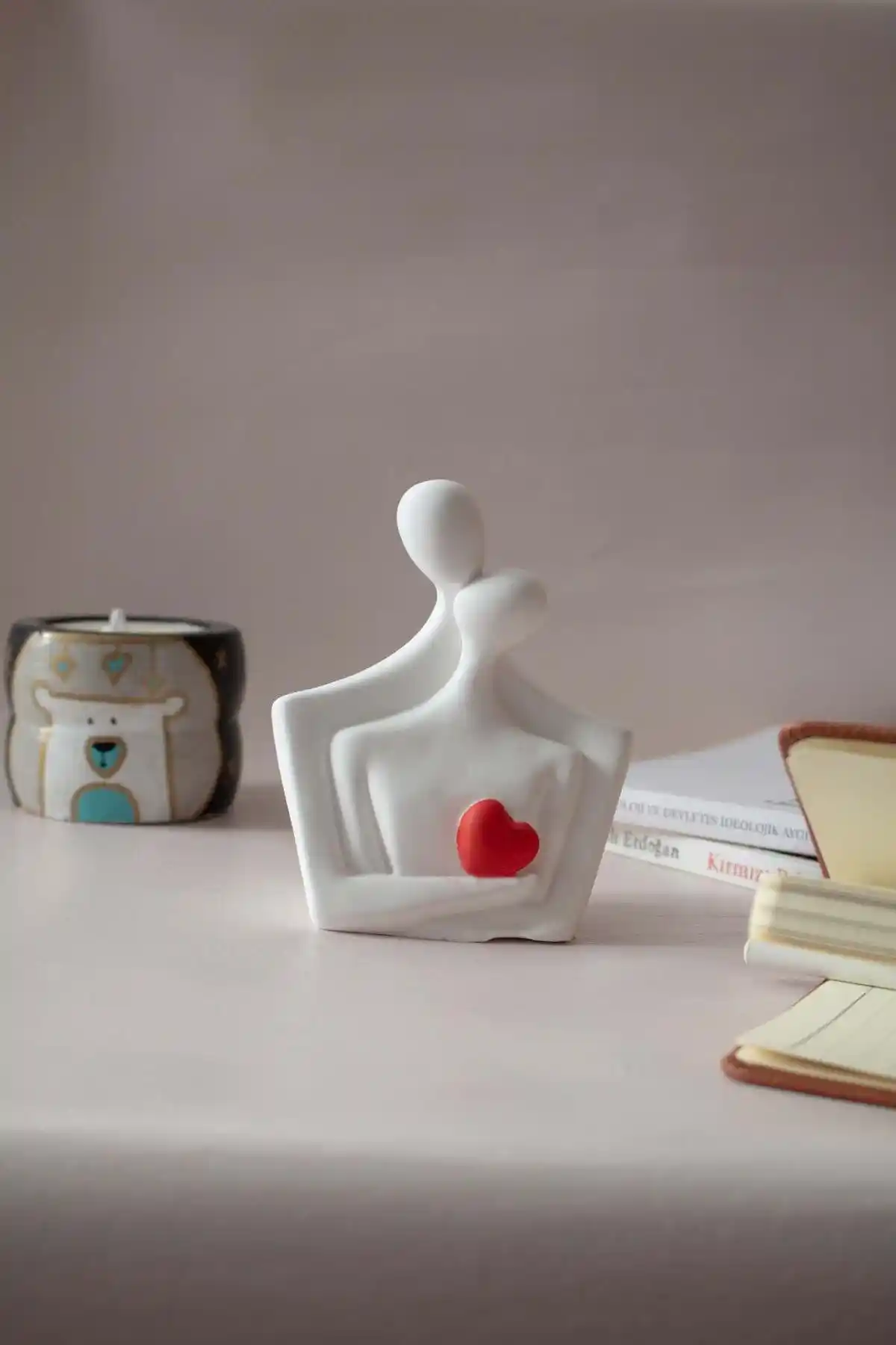 Soyut ve Dekoratif Sevgili Heykeli NocheLuz Modern Sanat Tasarımı