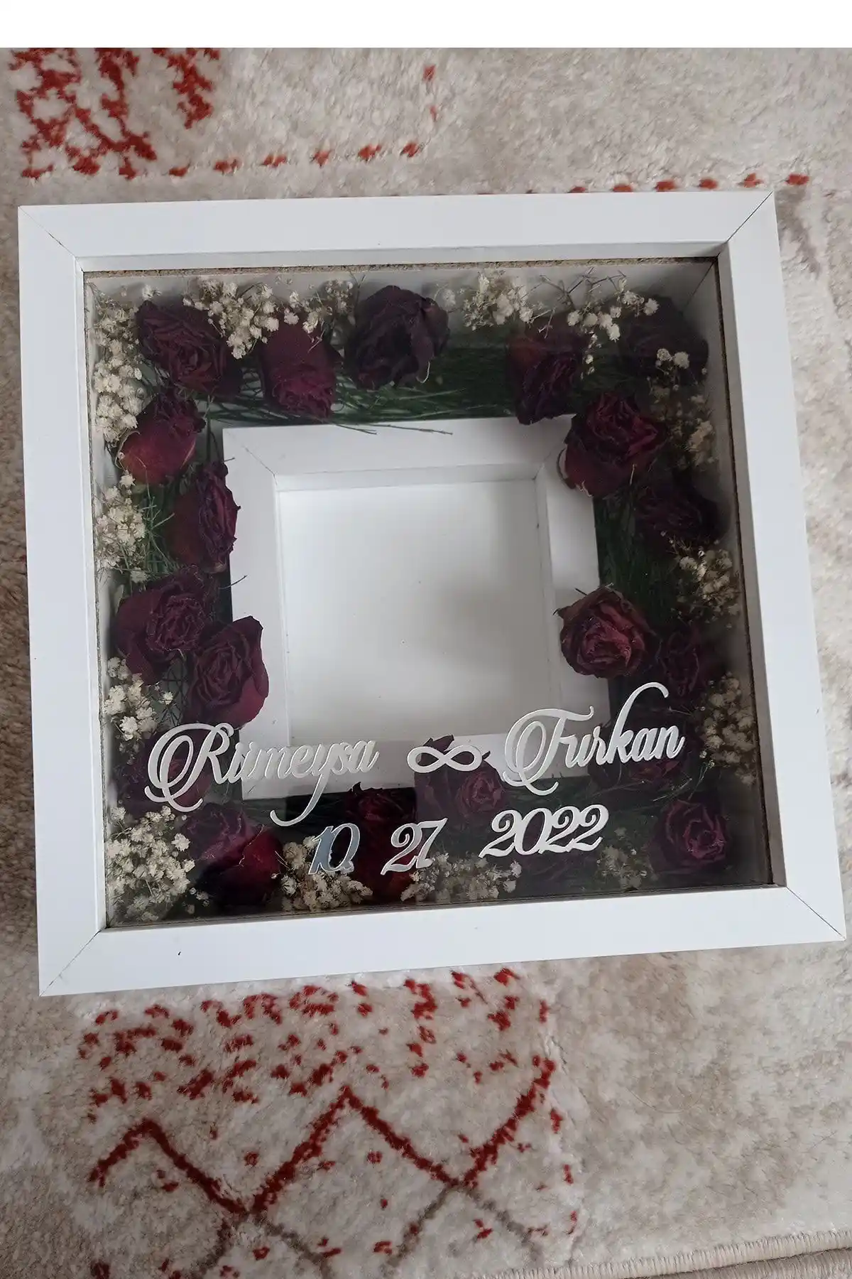 Verda Çerçeve 25x25 Cm: Modern ve Dayanıklı Dekoratif Fotoğraf Çerçevesi