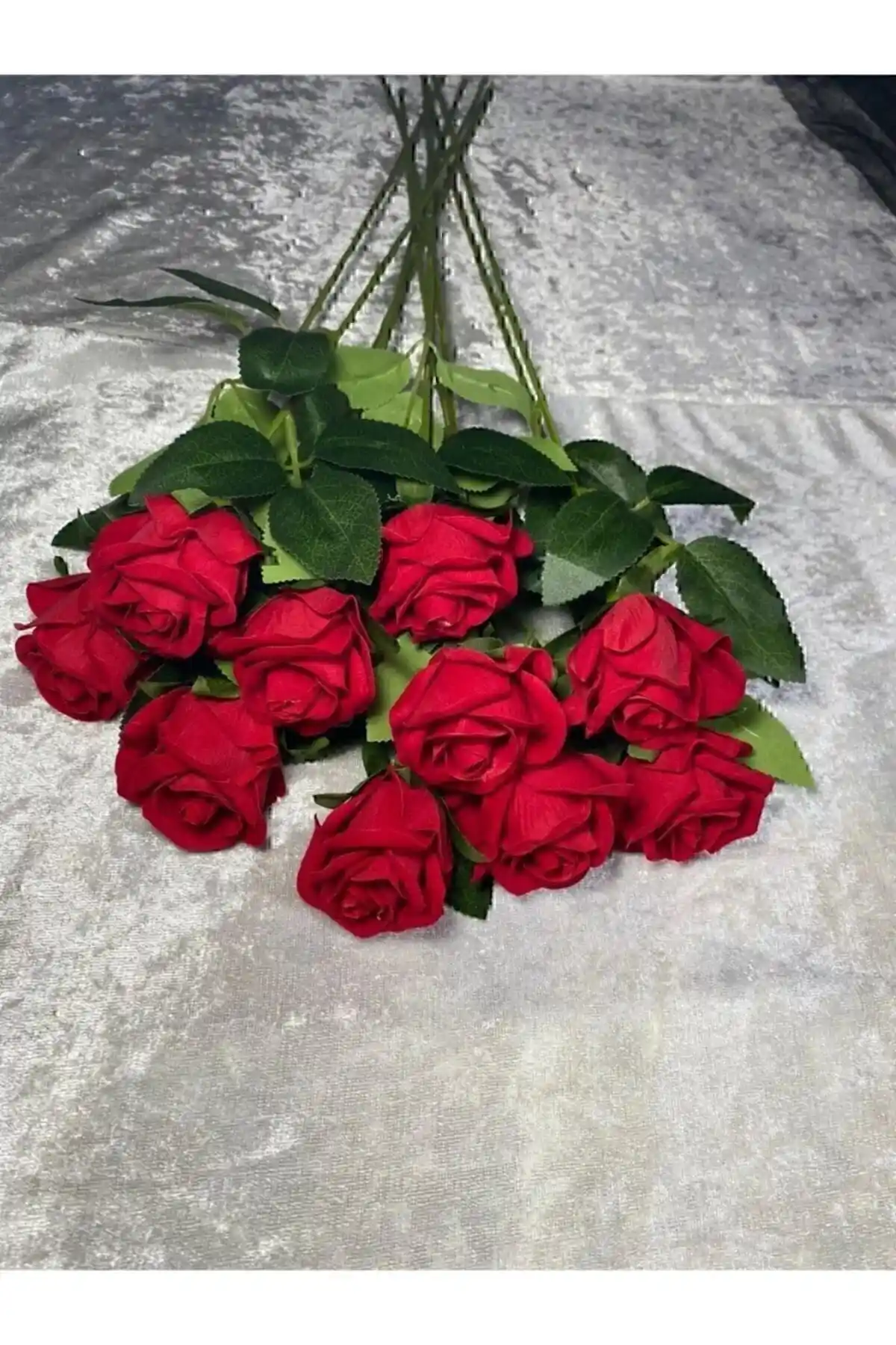 Yasima 10 Adet Yapay Kadife Kırmızı Gül Seti Romantik Hediyeler ve Dekorasyon İçin