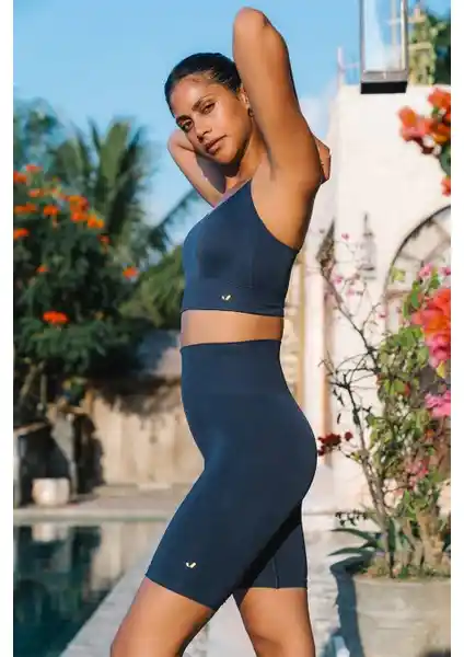 Jerf Vella Yüksek Bel Konfor Biker Tayt: Şıklık ve Rahatlığın Mükemmel Birleşimi