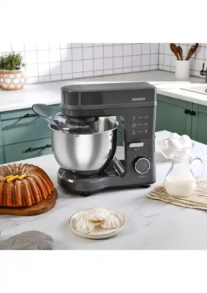 Karaca Maestrochef Stella ve Mastermaid Chef Pro Mikserleri Karşılaştırması 1500W ve 1750W Güçle Mutfakta Performans