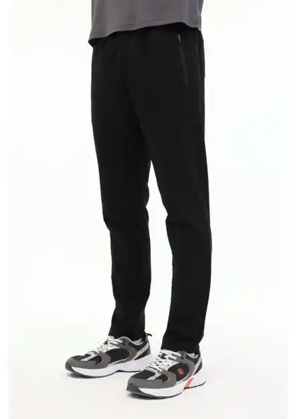 Lumberjack Siyah Erkek Eşofman Altı: Rahat ve Şık Günlük Spor Parçası