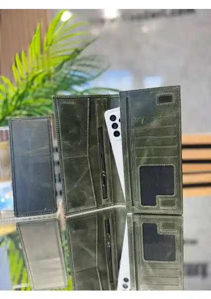 Tios Deri Deri Cüzdan Telefon Bölmeli: Şıklık ve Fonksiyonellik Bir Arada