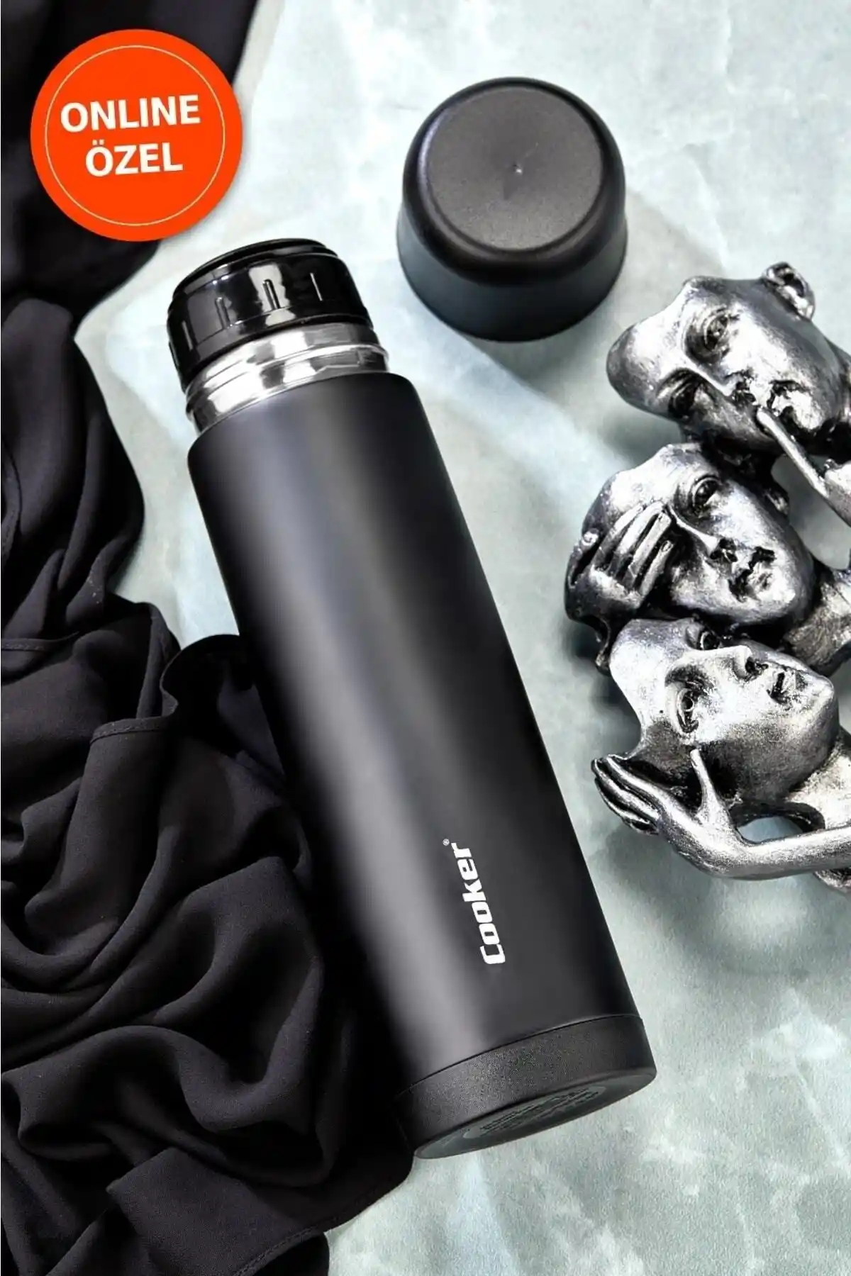 Cooker Çift Kat Paslanmaz Çelik 750 ml Termos ile Günlük ve Dış Mekan Kullanımı için Dayanıklı ve Şık Çözüm