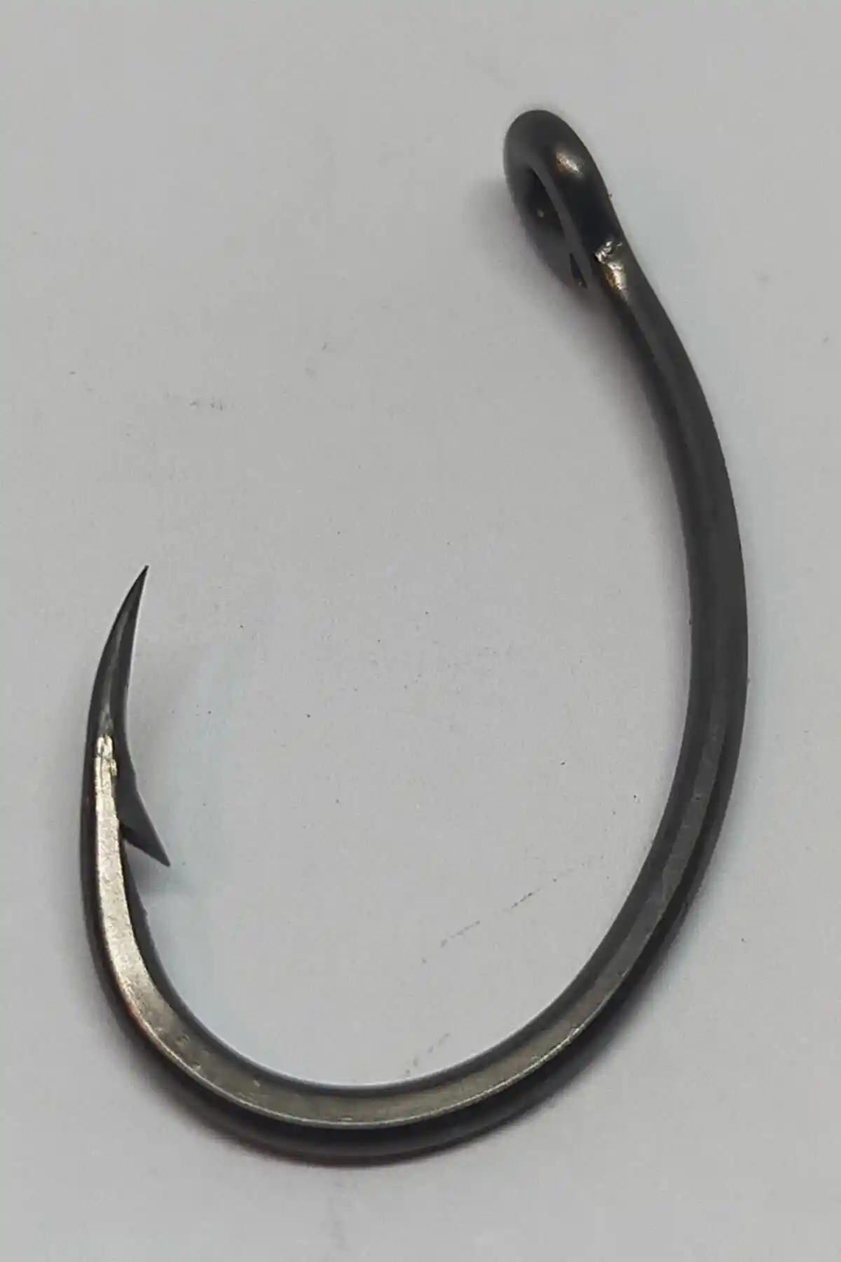 SR Sazanrig Krank Model Teflon Mat Siyah Delikli Olta Iğnesi: Dayanıklı ve Performanslı Balıkçılık Aksesuarı