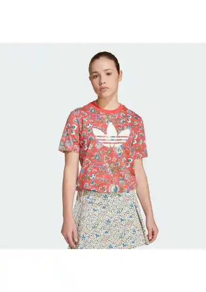 Adidas Originals ve Liberty London İşbirliğiyle Çocuklar İçin Özgün ve Renkli Tişört Koleksiyonu
