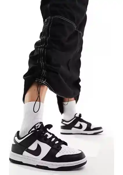 Nike Dunk Low Next Nature Panda Spor Ayakkabı: Estetik ve Konforun Birleştiği Günlük Spor Ayakkabısı