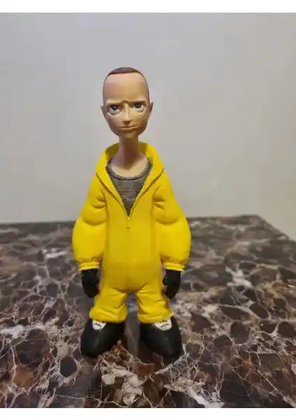 Breaking Bad Jesse Pinkman Figürü: Koleksiyonunuza Özgün ve Detaylı Bir Parça Eklemenin Yolu