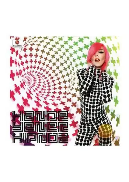 Hande Yener'in Hipnoz Albümü: Modern Elektro ve Duygusal Şarkılarla Müzikal Bir Deneyim