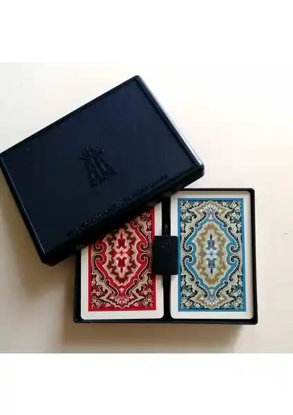 Swisscard Çizilmez Kırılmaz Plastik Oyun Kartları Dayanıklılık ve Temizlik Özellikleriyle Öne Çıkar