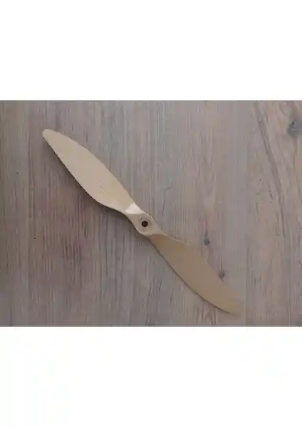 Turnigy 13X45 RC Uçak Pervanesi: Dayanıklı Ahşap Malzemeli Yüksek Performanslı Parça