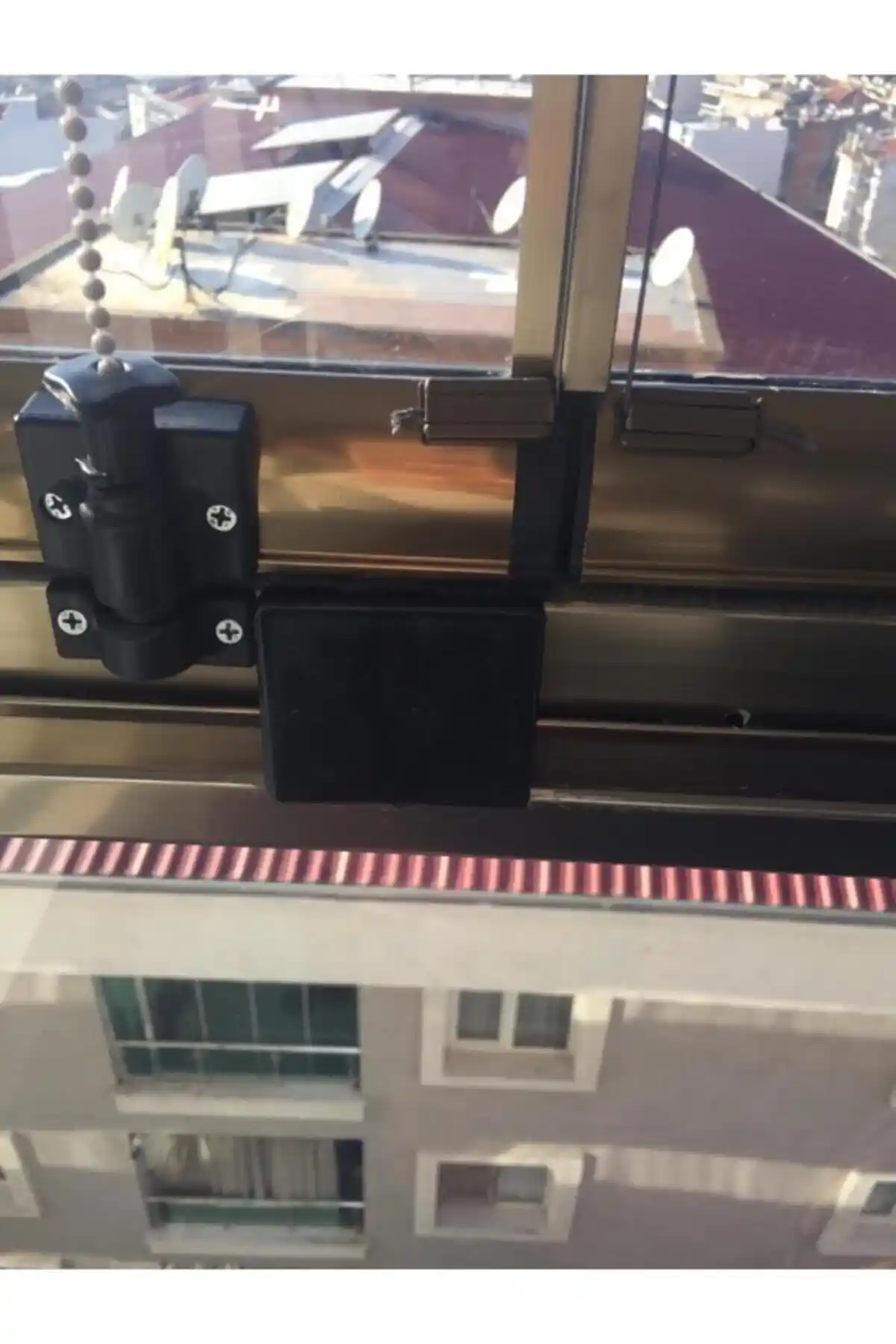 Cam Balkon Çıkış Kapakları Hakkında Arama Sonuçları Üzerinden Teknik ve Tasarım Değerlendirmesi