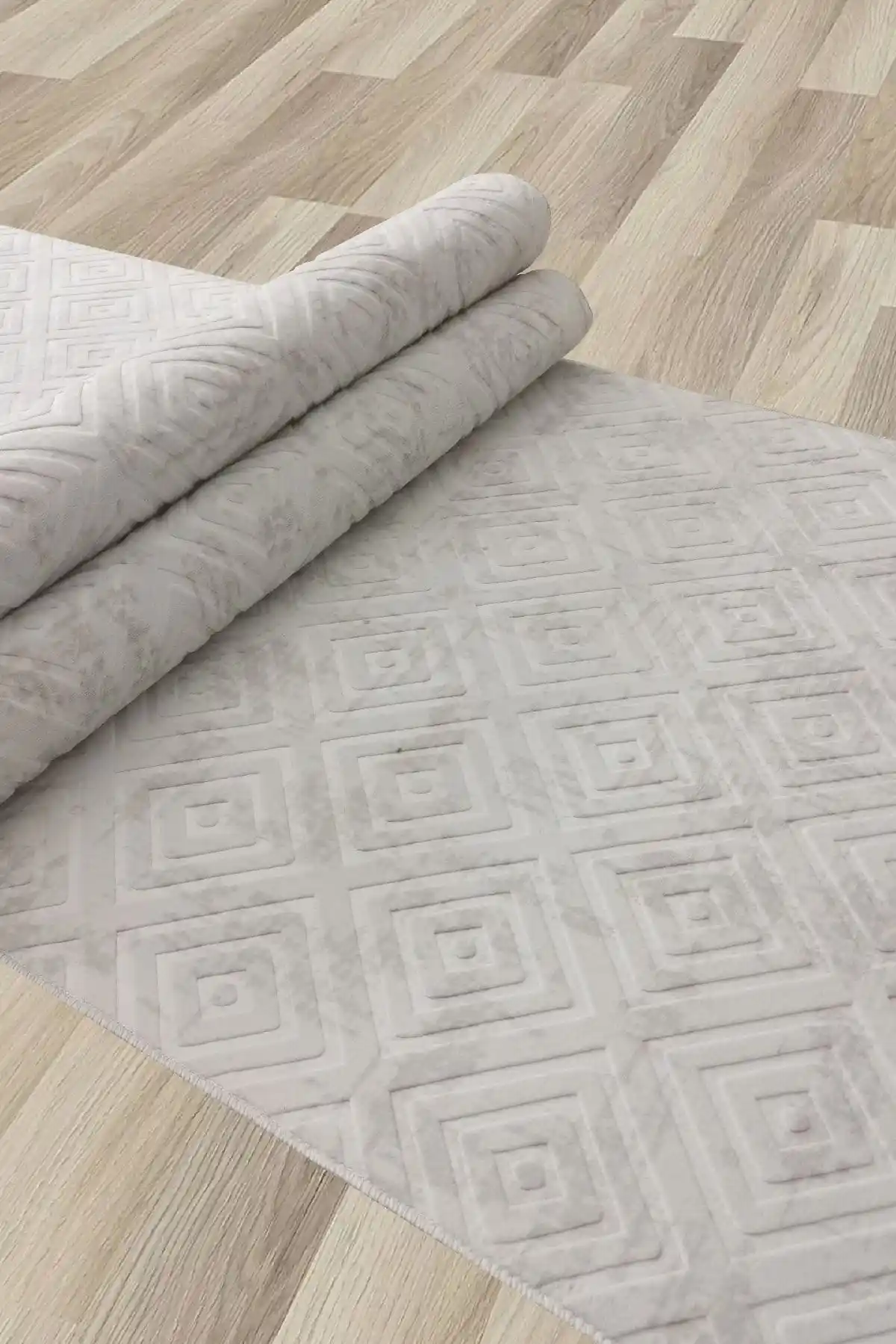 Algorand Home Nova Kesme Rulo Halı Yüksek Kalite ve Çok Yönlü Kullanım İçin Uygun