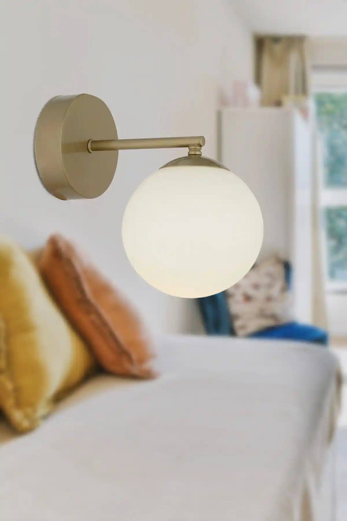 Apliqa Elvin ve Esila Duvar Lambası Modellerinin Karşılaştırması ve Özellikleri