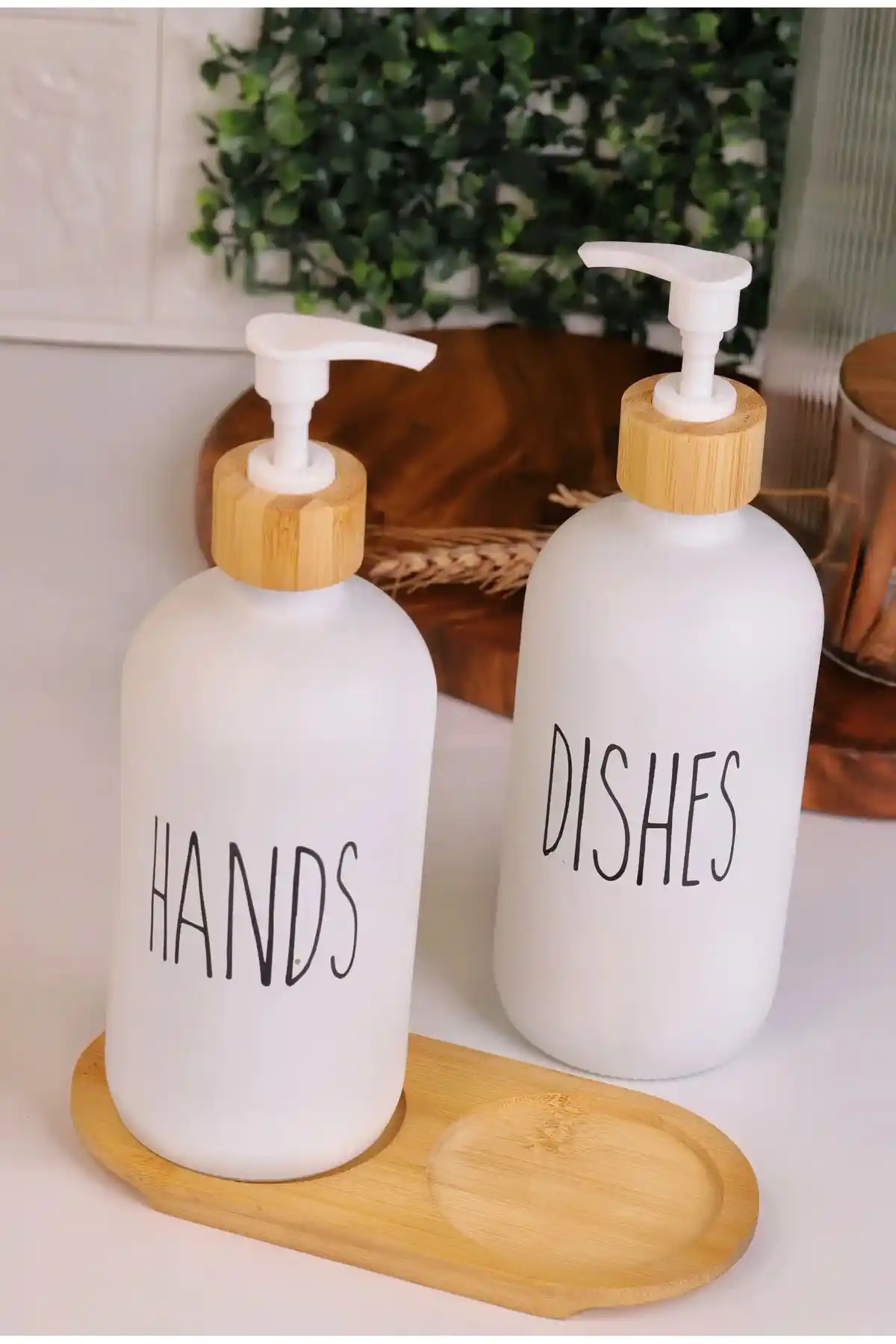 Atbyhome ve MİEN Sıvı Sabunluk Setleri Karşılaştırması: Tasarım ve Kullanım Özellikleri