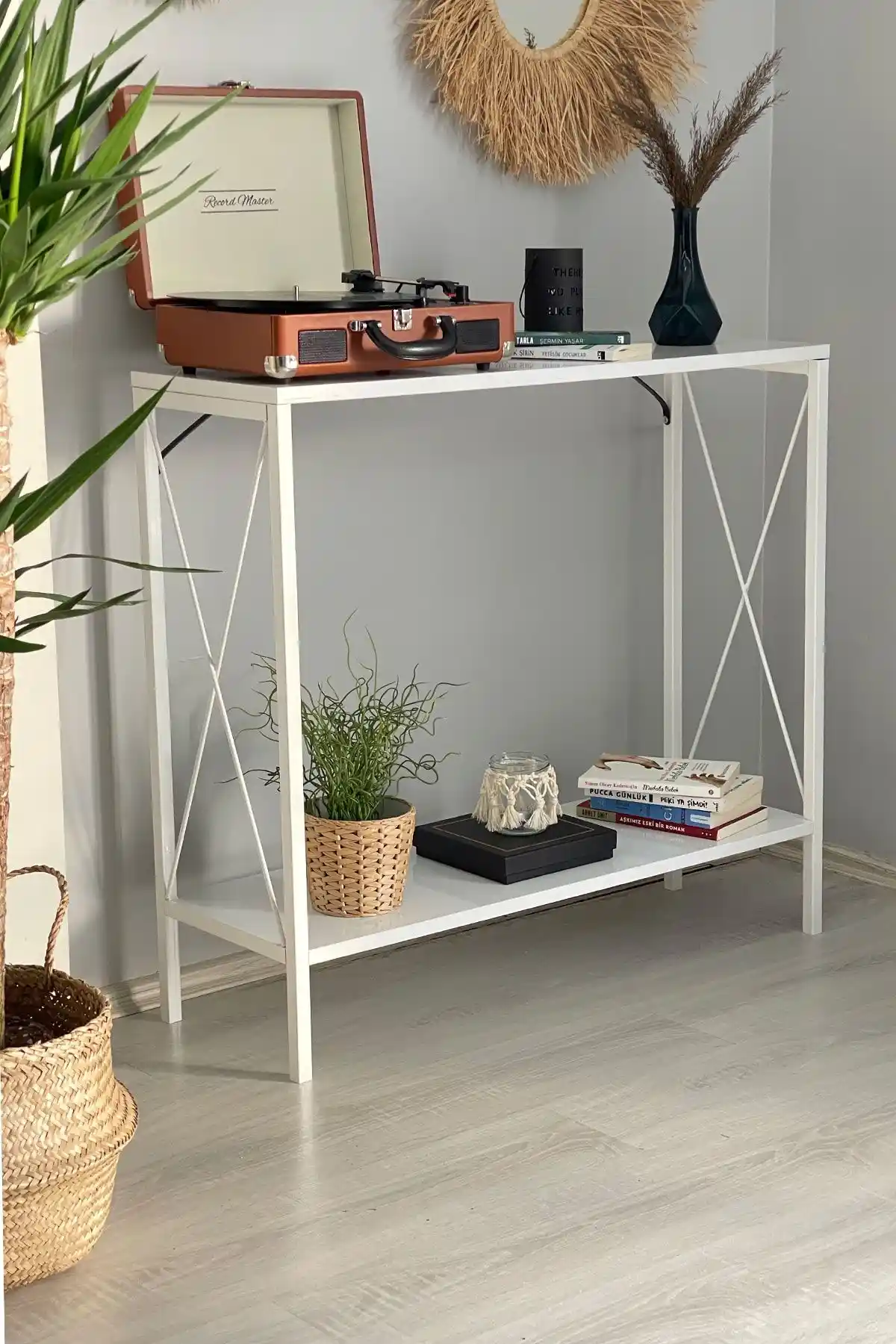 Avmpark Stally Beyaz Ayak Beyaz Dresuar Modern ve Fonksiyonel Tasarım Özellikleri