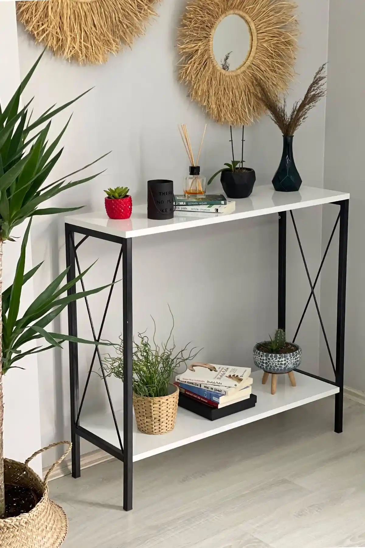 Avmpark Stally Siyah Ayak Beyaz Dresuar Modern ve Fonksiyonel Tasarım Özellikleri