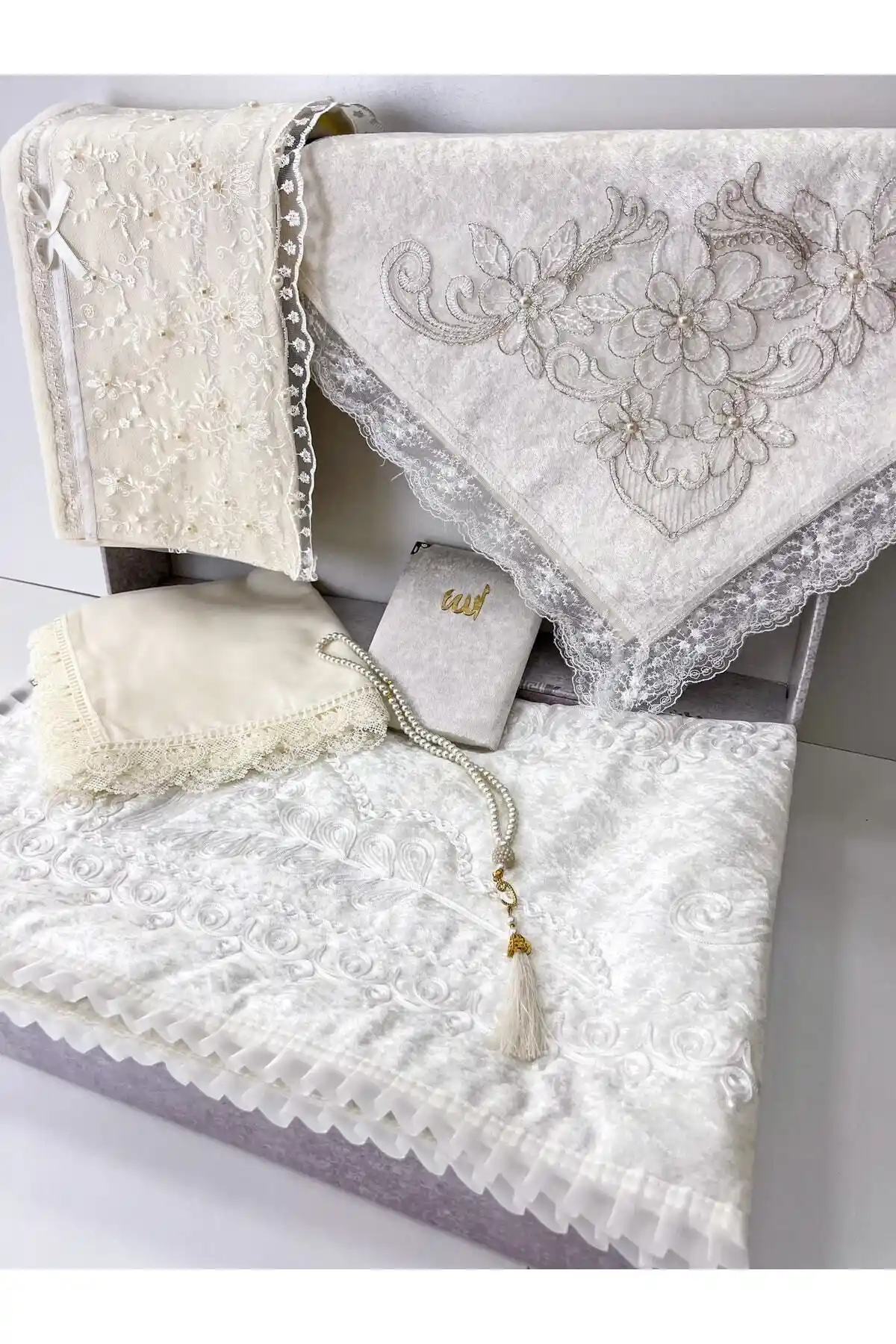 AYHANHOME 6 Parça Kadife Seccade Takımı Şıklık ve İşlevselliğin Buluşması