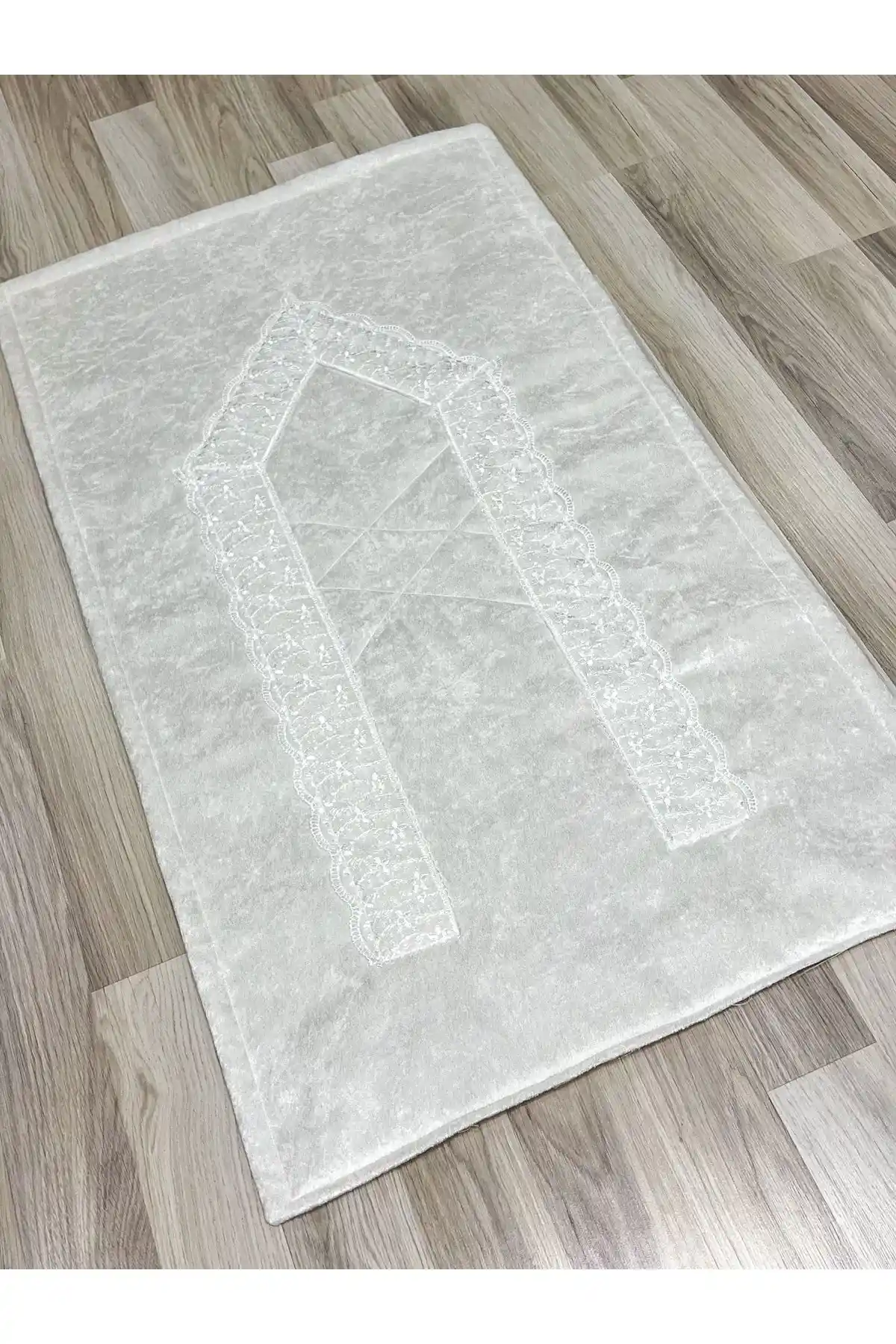 AYHANHOME Fransız Güpür İşlemeli Kadife Seccade Çeyizlik Gelin Seti Modern Tasarım