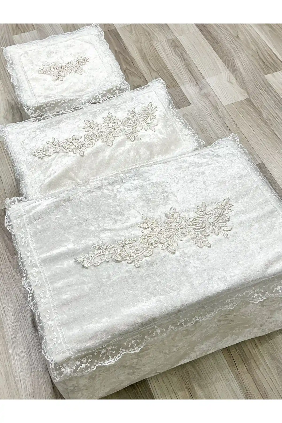 AYHANHOME Kadife Güpürlü Boş Çeyizlik ve Söz Nişan Seti 3'lü Şık Tasarım