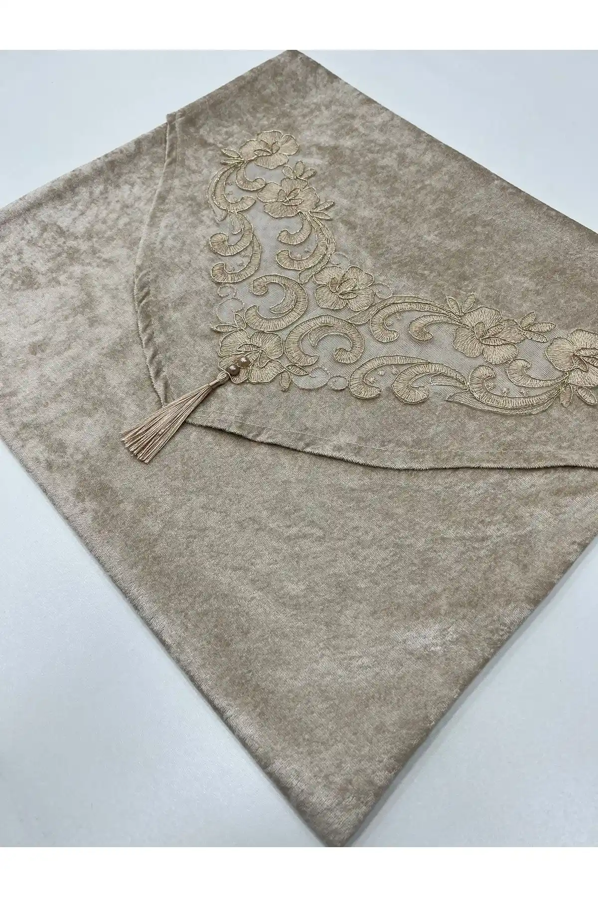 AYHANHOME Kadife Güpürlü Püsküllü Çeyizlik Bohça Lüks ve Dayanıklı Tasarım