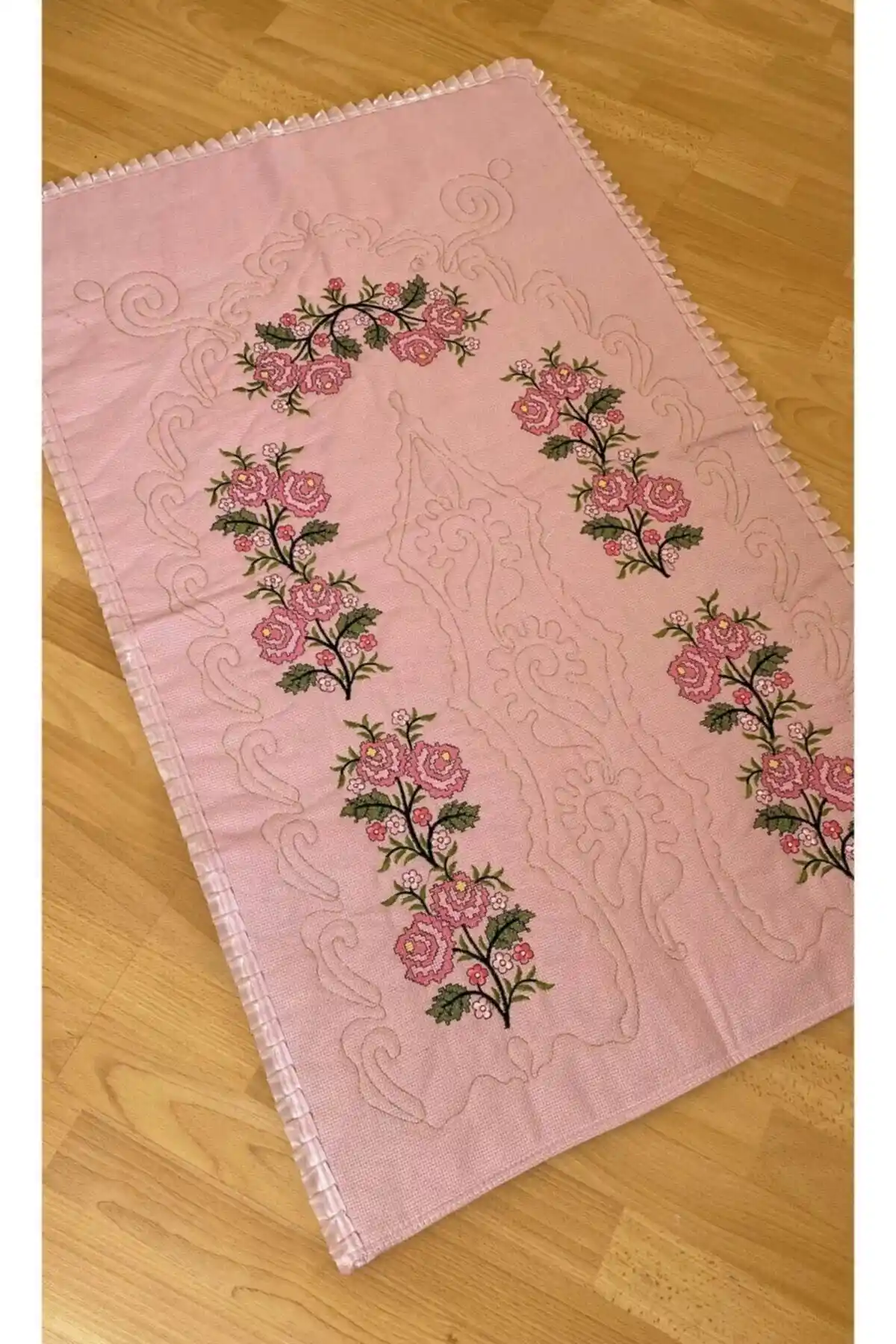 AYHANHOME Pudra Pembe Çeyizlik Nakışlı Pamuk Seccade 70x120 cm Estetik Tasarım
