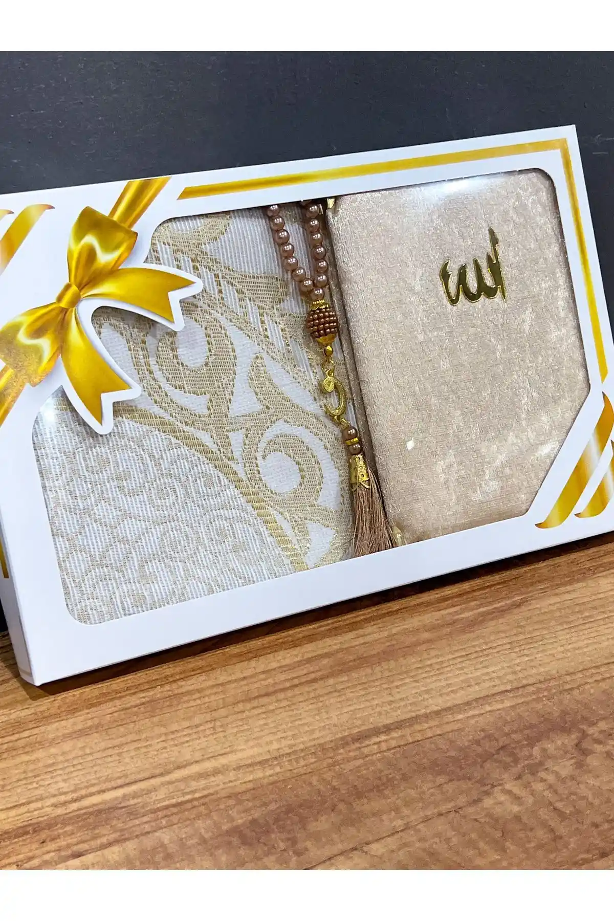 AYHANHOME ve Çapa Home Seccade Setleri Karşılaştırması: Hangi Ürün Daha Uygun