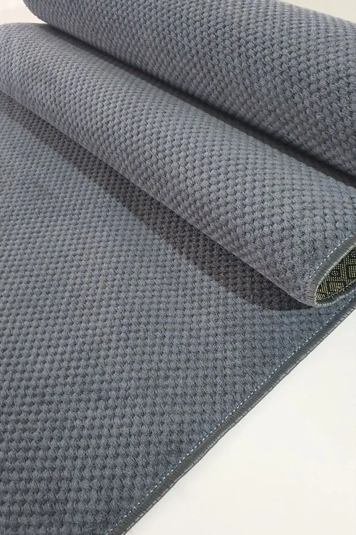 Babil Home Kaymaz Tabanlı Kesme Kabartmalı Modern Salon ve Koridor Halısı