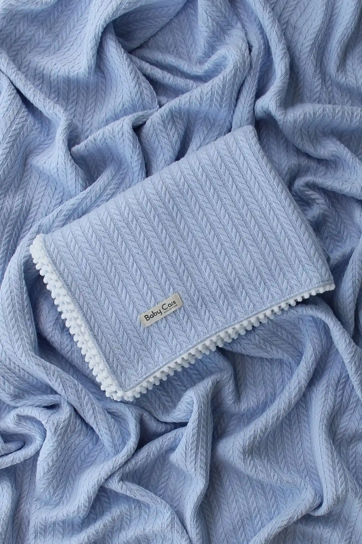 Baby Cais Collection Örgü Desenli Bebek Pikeği Doğal ve Güvenli Malzemelerle Üretilmiş