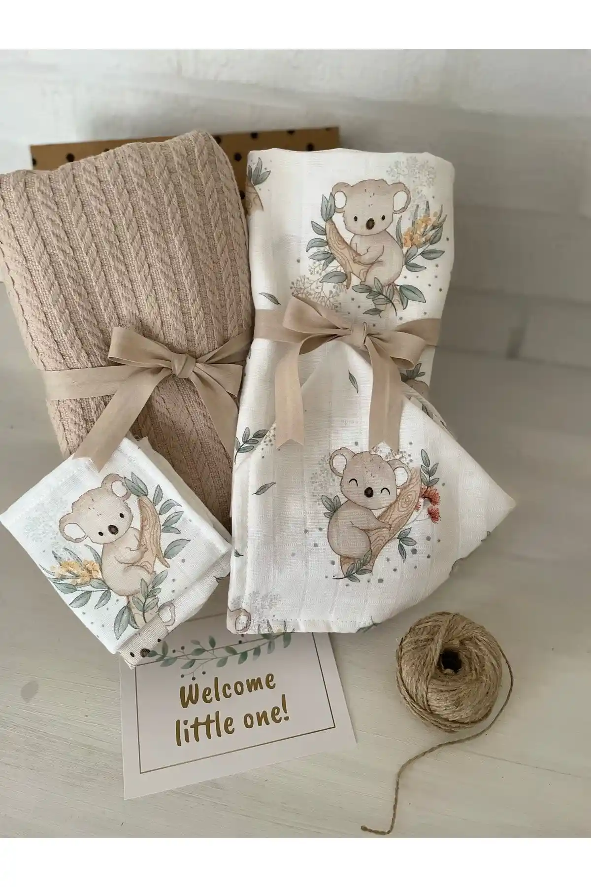 BabySurpriseBox Bebek Bakım Seti Yumuşak Pamuklu Örgü ve Müslin Ürünler