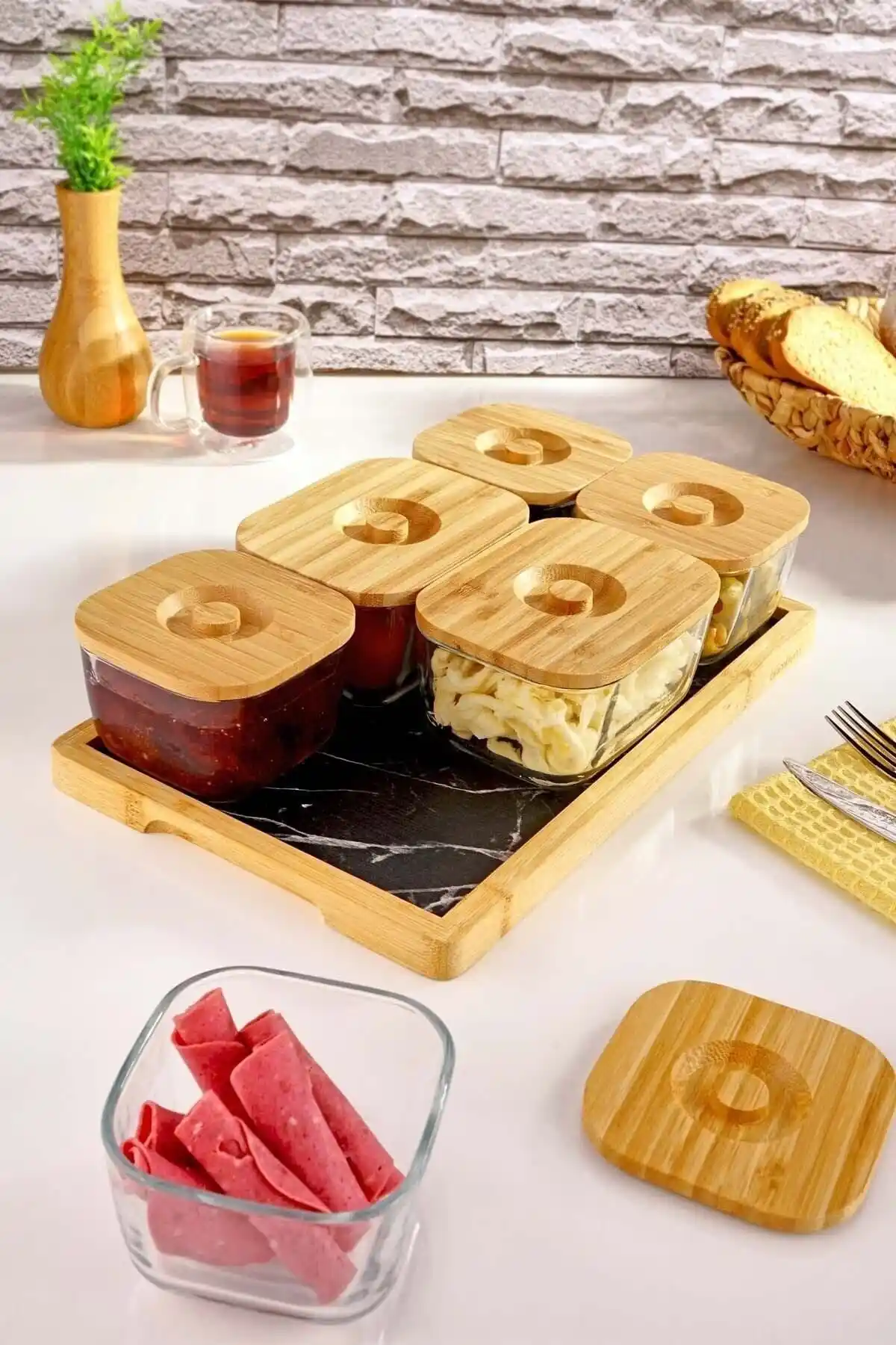 Bambum Krosna ve MİEN Mien Kahvaltı Setleri Karşılaştırması