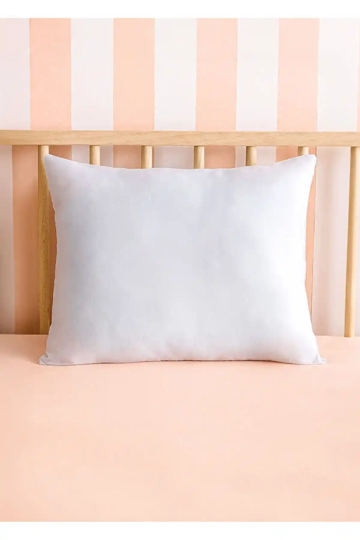 Bebek Yastıkları Karşılaştırması: Pamuk ve Sıvı Geçirmez Modellerin Özellikleri