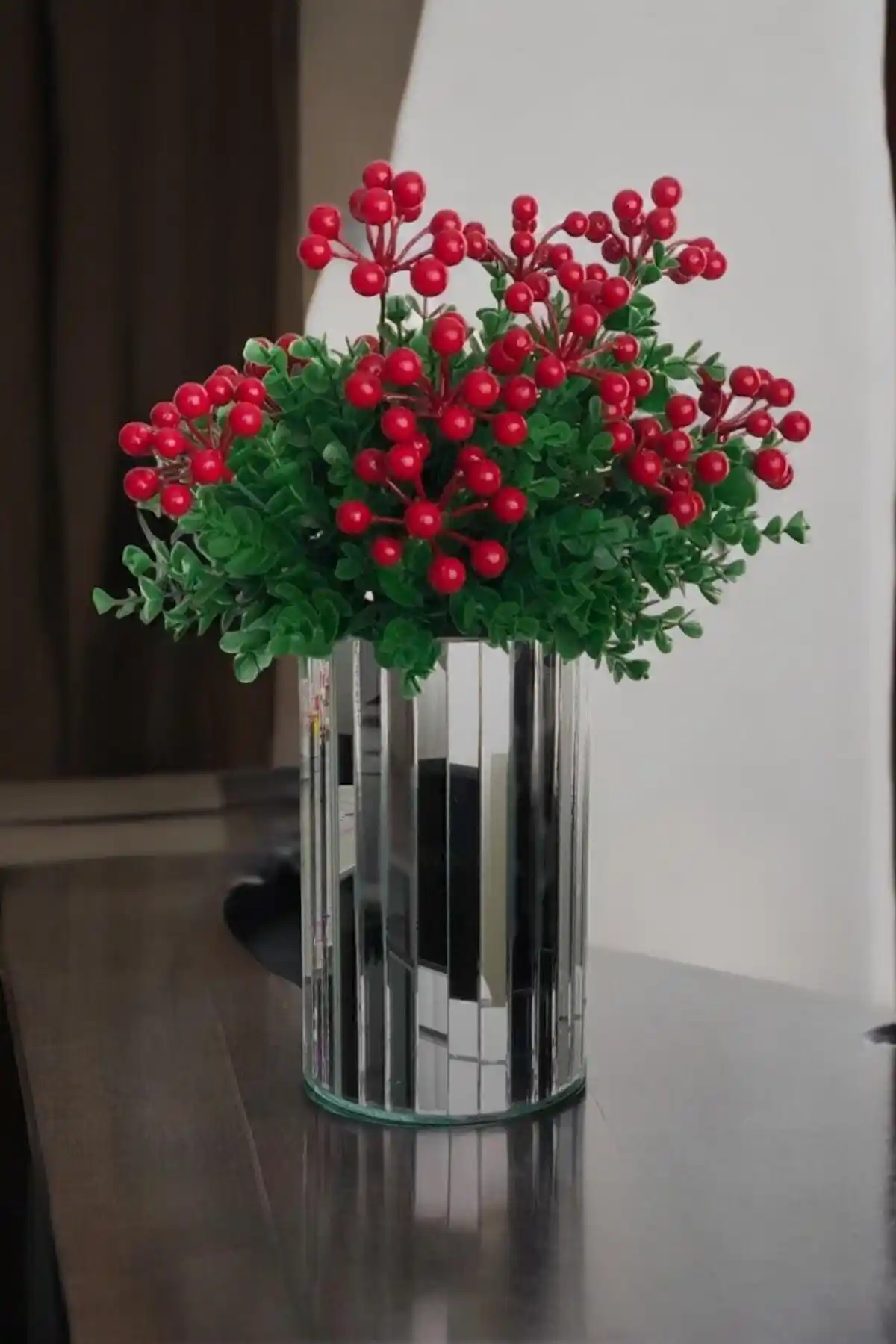 BeQ Home 20 cm Beyaz Gümüş Aynalı Vazo Modern Dekorasyon İçin Uygun Bir Seçenek