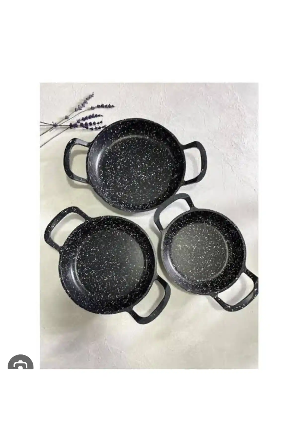 BERTA Essenso 3'lü Siyah Granit Döküm Tava Seti Mutfakta Dayanıklılık ve Şıklık Sunar