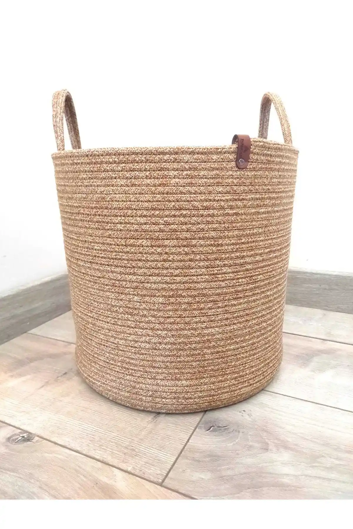 BEVEZ HOME Çok Amaçlı Hasır Sepet: Dayanıklı ve Şık Ev Dekorasyon Çözümü