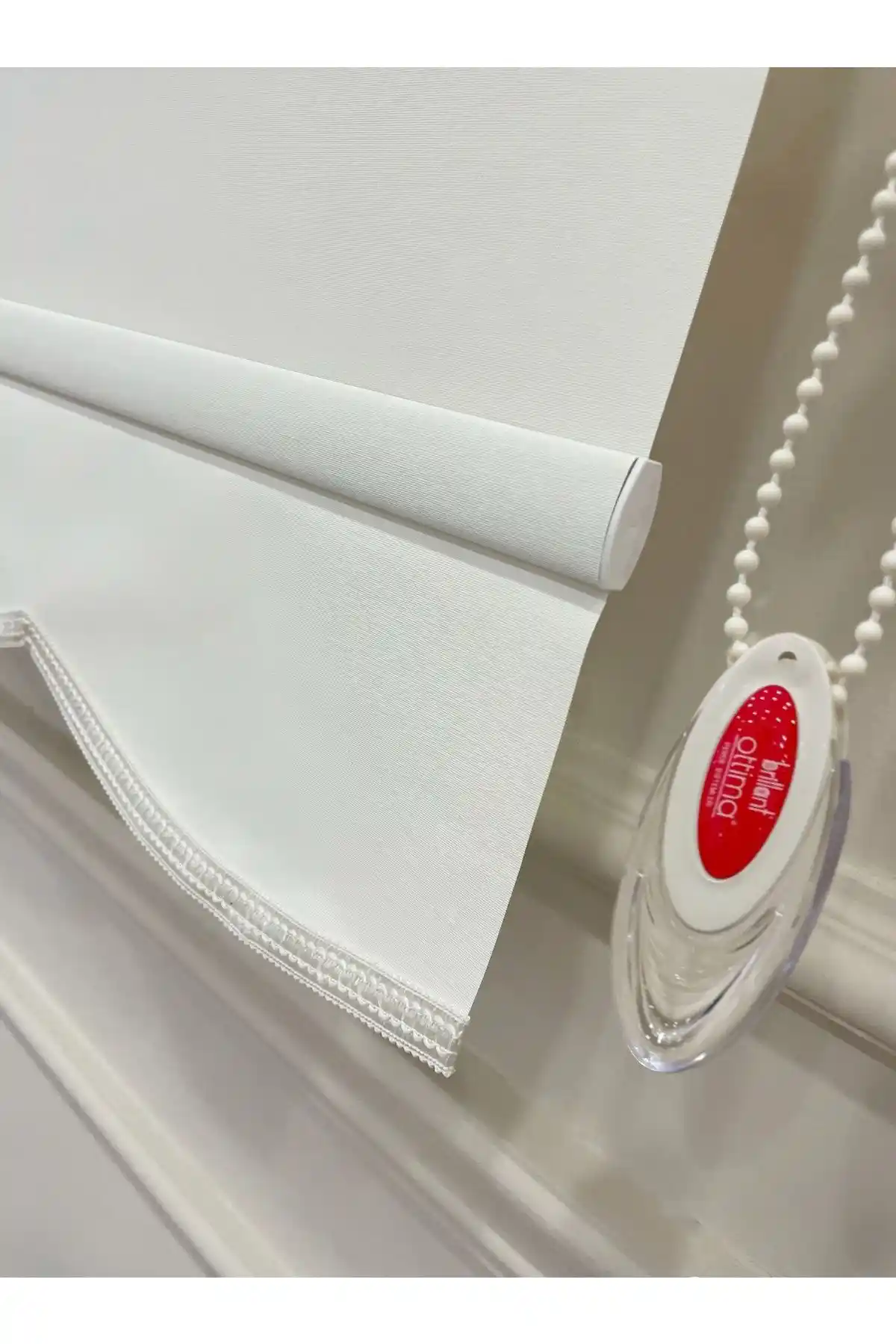 Beyaz Brillant İthal Kalın Kumaş Stor Perde Etek Dilimli Modern ve Dayanıklı Tasarım