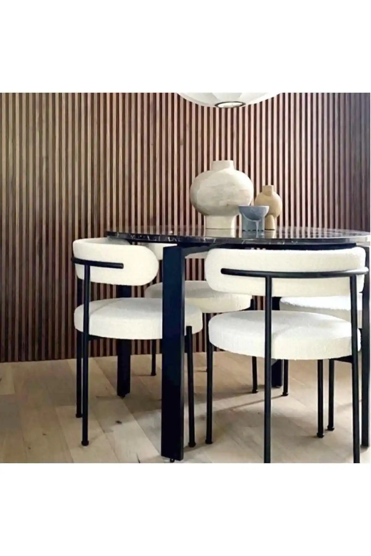 BiSandalye ve iclalofis Teddy Sandalyeleri Karşılaştırması: Tasarım ve Konfor Analizi