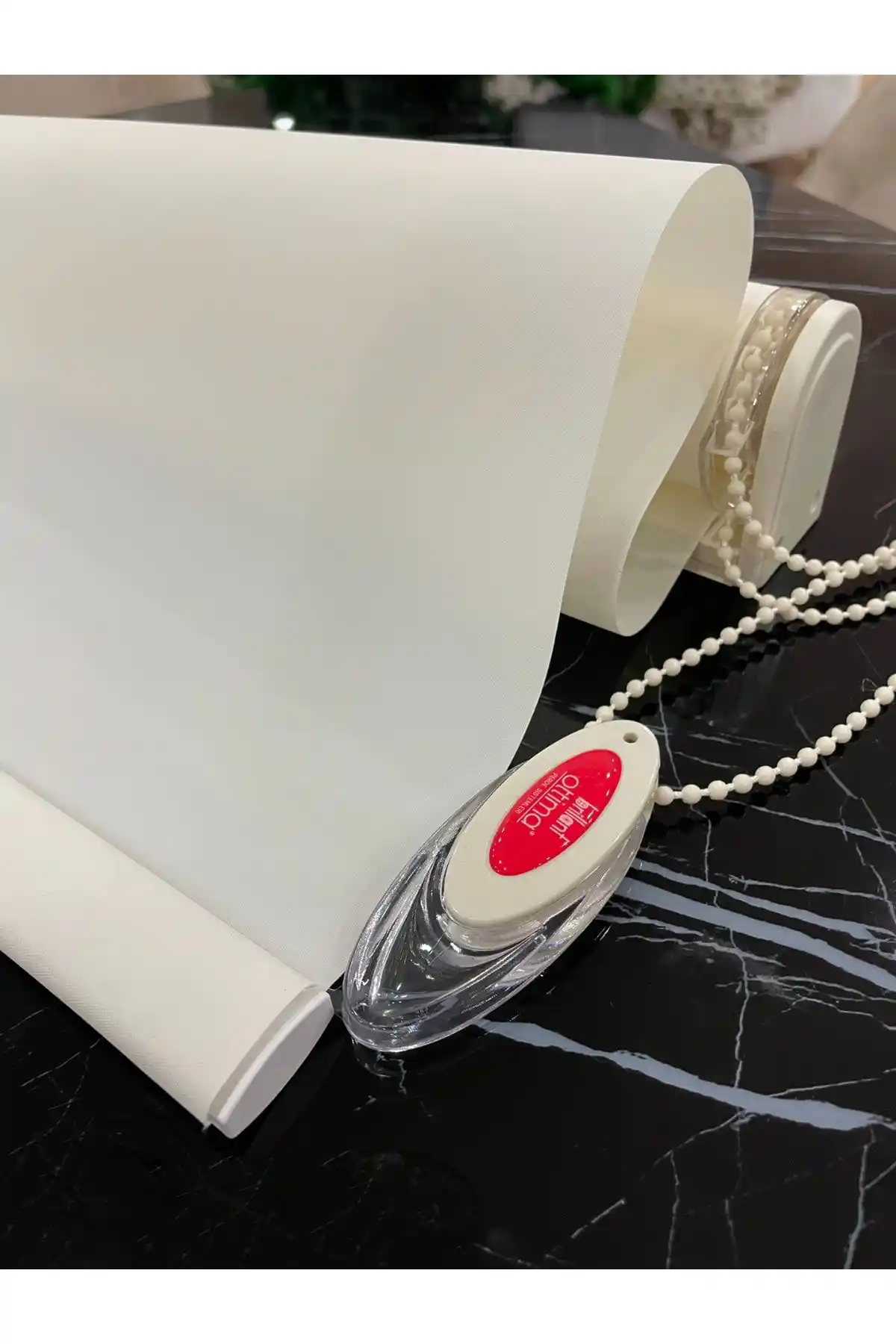 Brillant Düz Stor Perde: Modern ve Fonksiyonel Tasarım ile Estetik ve Dayanıklılık